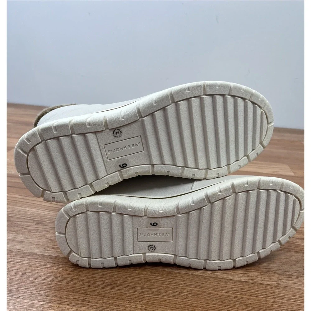 St. John's Bay SJB Hayward White Boots Women's Size 9 NEW‎